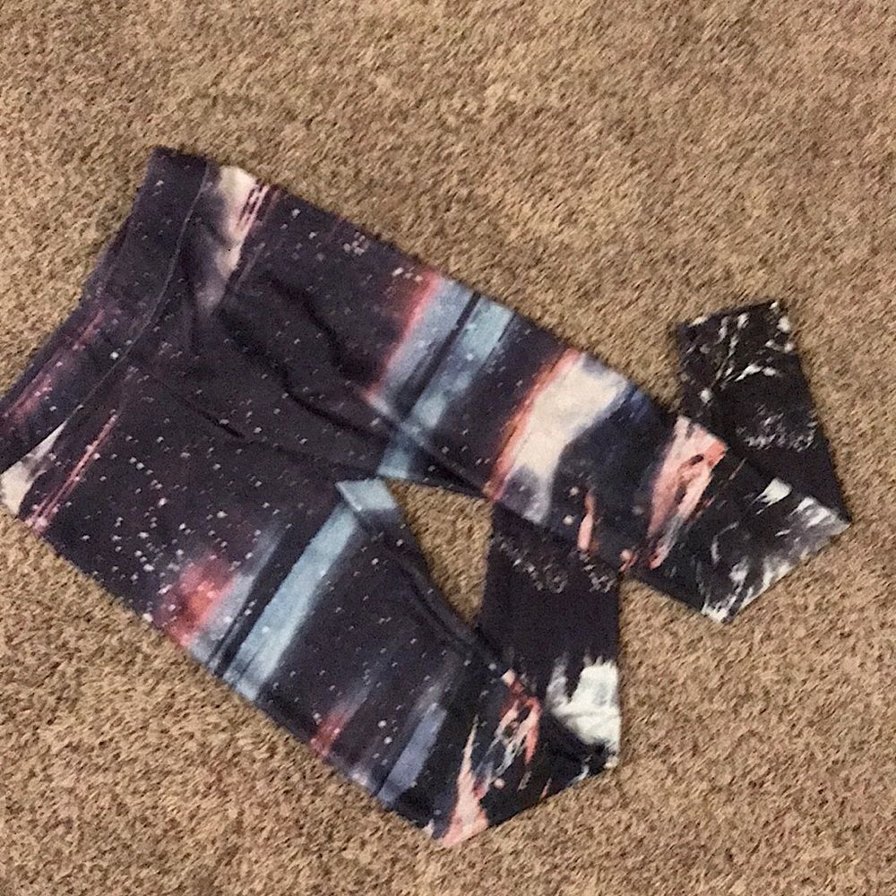 NEW American Eagle Forest Workout Leggings Small